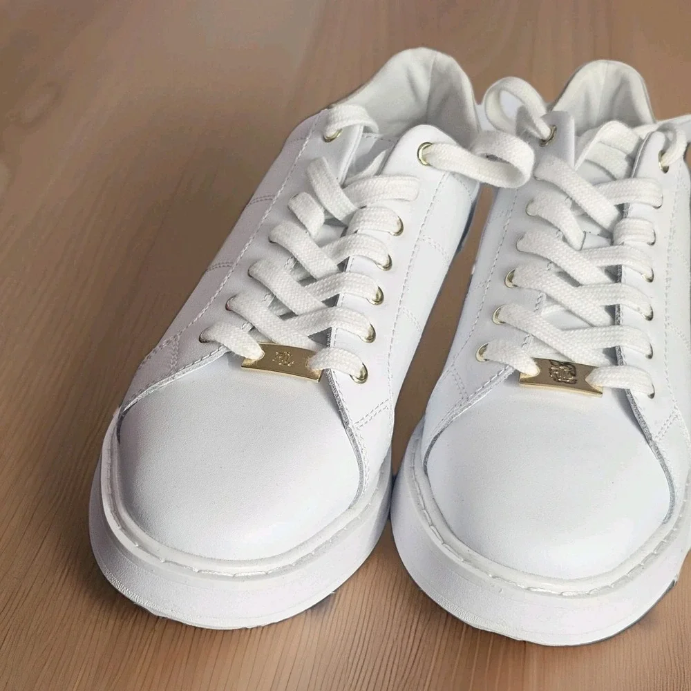 Polo Lauren‎ Ralph Lauren Women's Angeline White/Gold LOGO Sneakers 10B NIB RARE